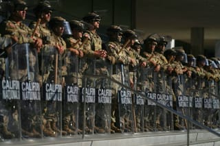 Commentary: Trump’s deployment of the National Guard to fight crime blurs the legal distinction between the police and the military